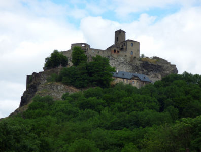 na hrad!