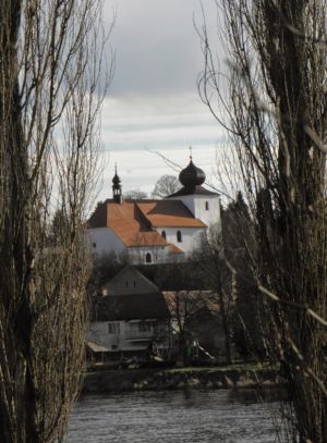 kostel Kamýku nad Vltavou