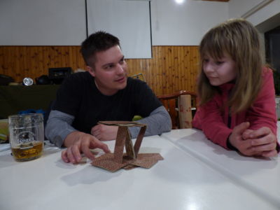 spadne záchod?