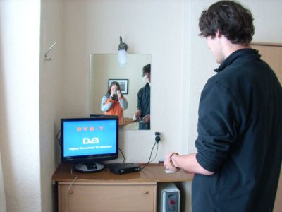 juuj, televize! a zrcadlo :o)