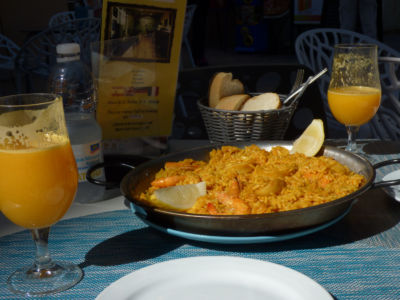 španělská Paella z darů moře