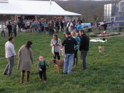jedna z akcí na nedaleké farmě (s vlastním pivovarem)